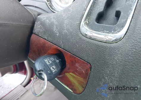 2012 Chrysler Town & Country Touring из США, поврежденный, VIN 2C4RC1BG3CR187839